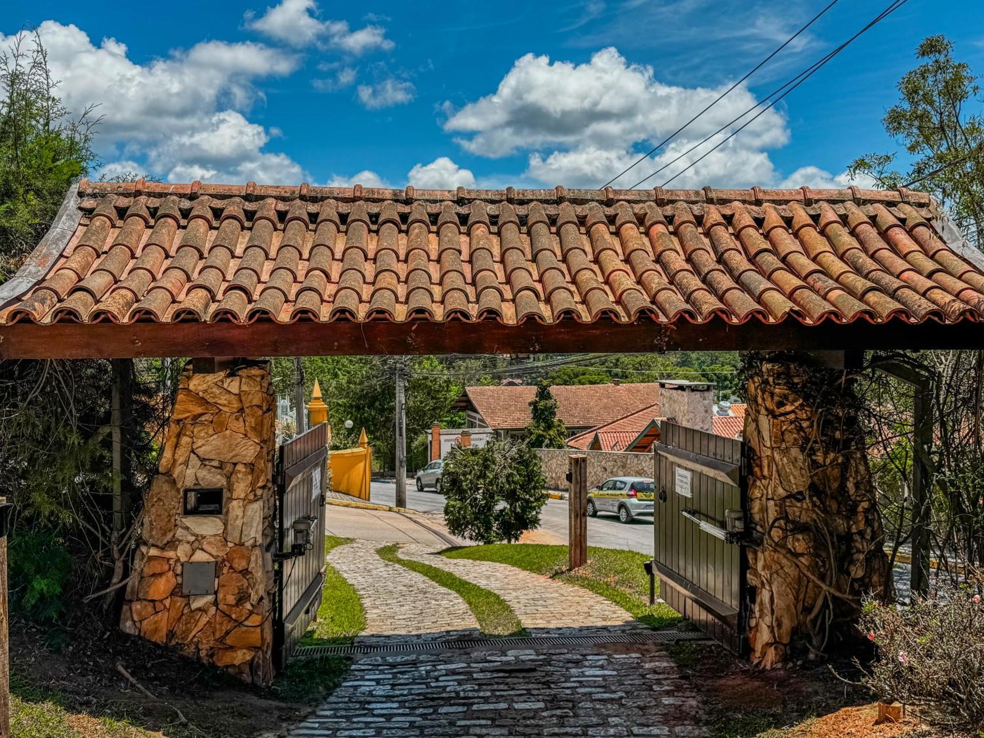 Mansao Nacional Inn Campos do Jordão Buitenkant foto